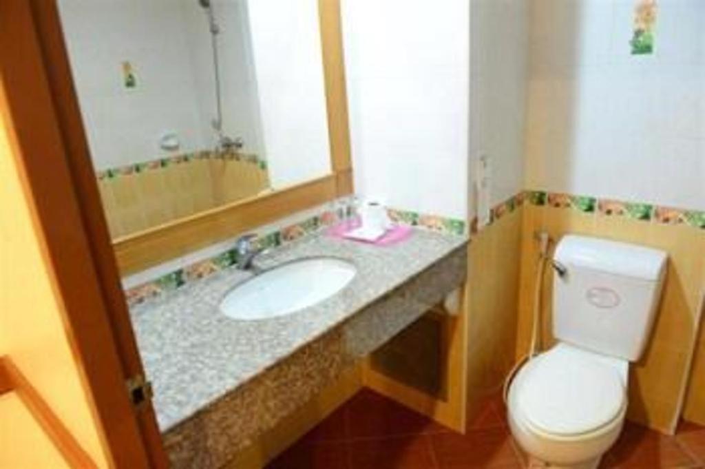 P.72 Hotel Pattaya Εξωτερικό φωτογραφία