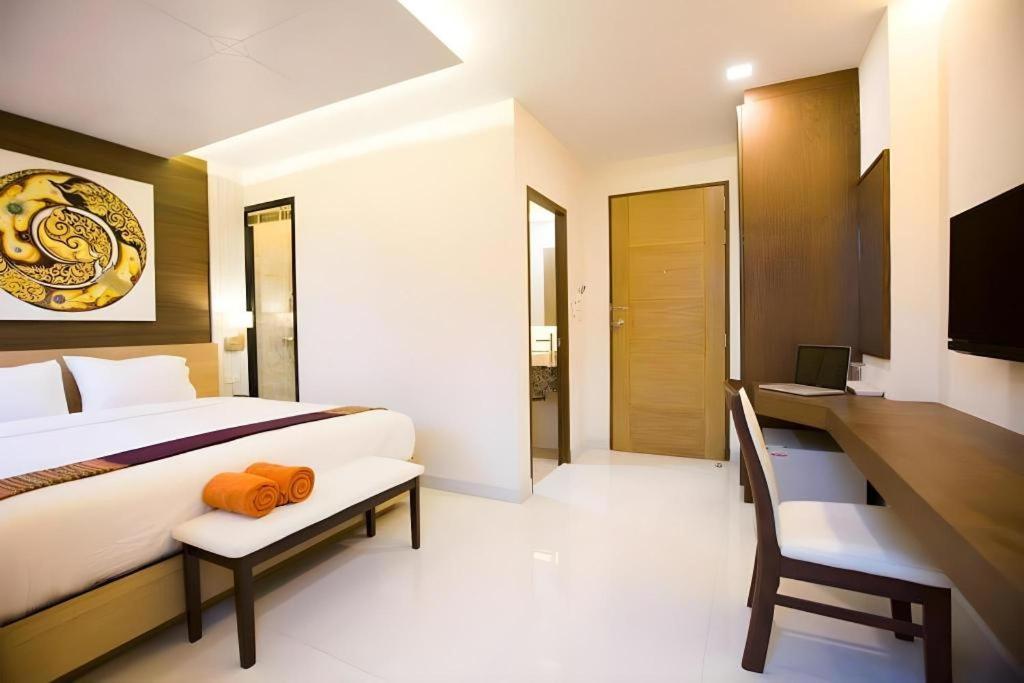 P.72 Hotel Pattaya Εξωτερικό φωτογραφία