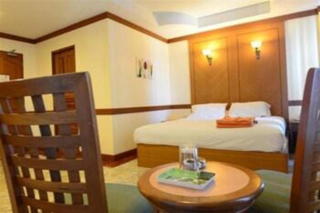 P.72 Hotel Pattaya Εξωτερικό φωτογραφία